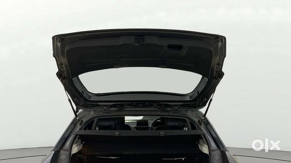 Tata Altroz Xz, 2020, Petrol