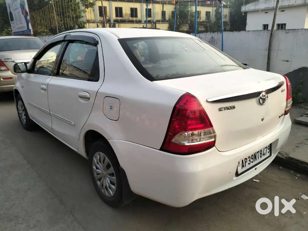 Toyota Etios Diesel 2012 Only Calls Me