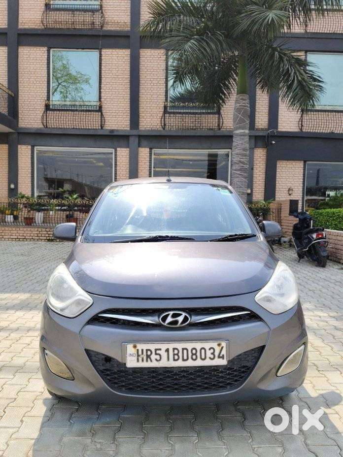 Hyundai I10 Sportz 1.1 Irde2, 2015, Cng & Hybrids