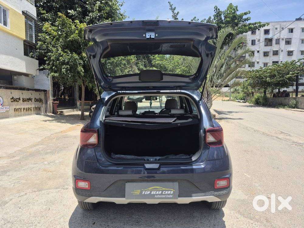 Hyundai Venue 1.2 S Plus, 2021, Petrol