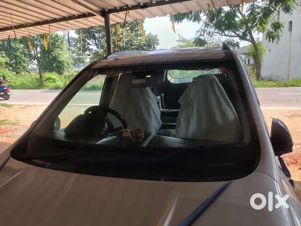 Mahindra Xuv500 2015 Diesel Second Owner