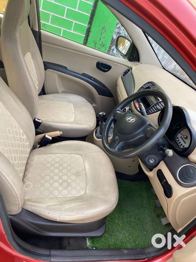 Hyundai I10 2011 Petrol 65000 Km Driven