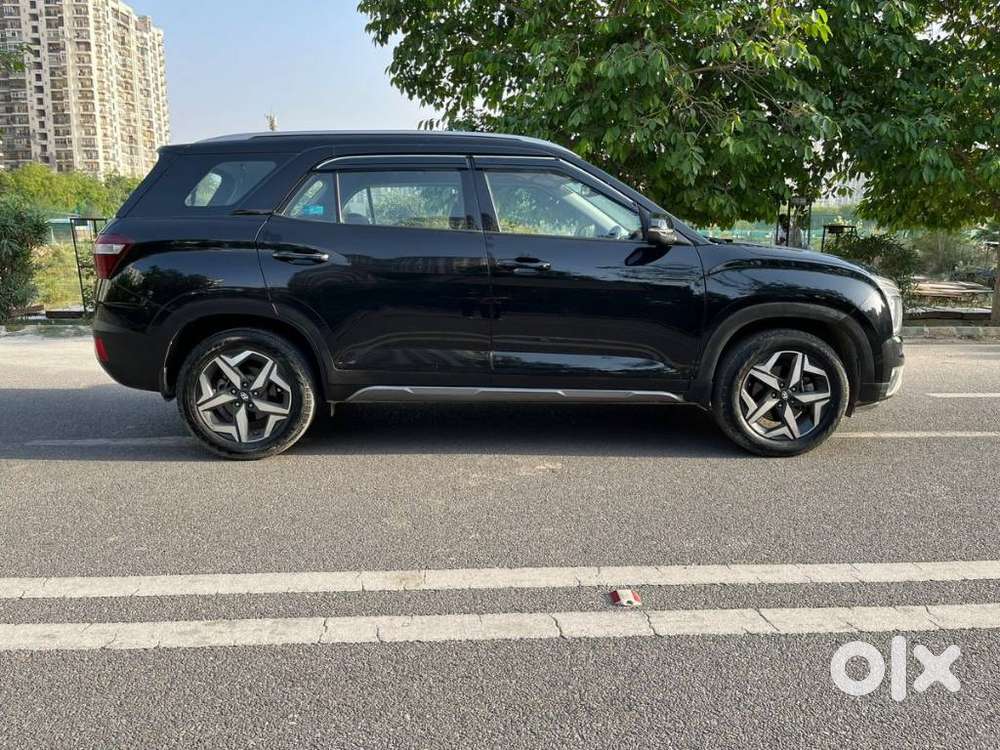 Hyundai Alcazar Prestige 7-seater, 2023, Petrol