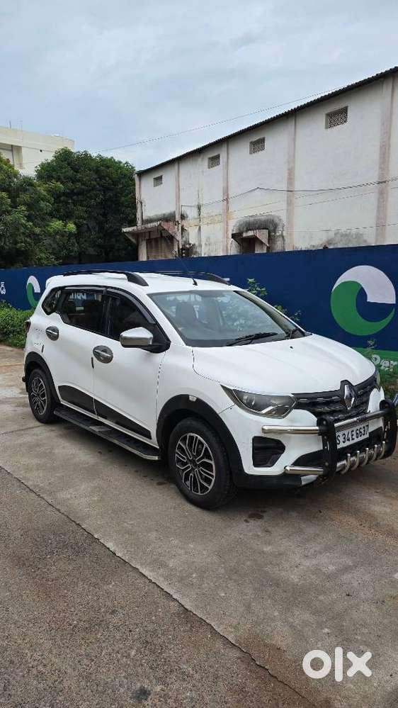 Renault Triber Rxt, 2020, Petrol
