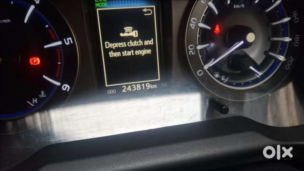 Toyota Innova Crysta 2.4 V 7 Str, 2018, Diesel