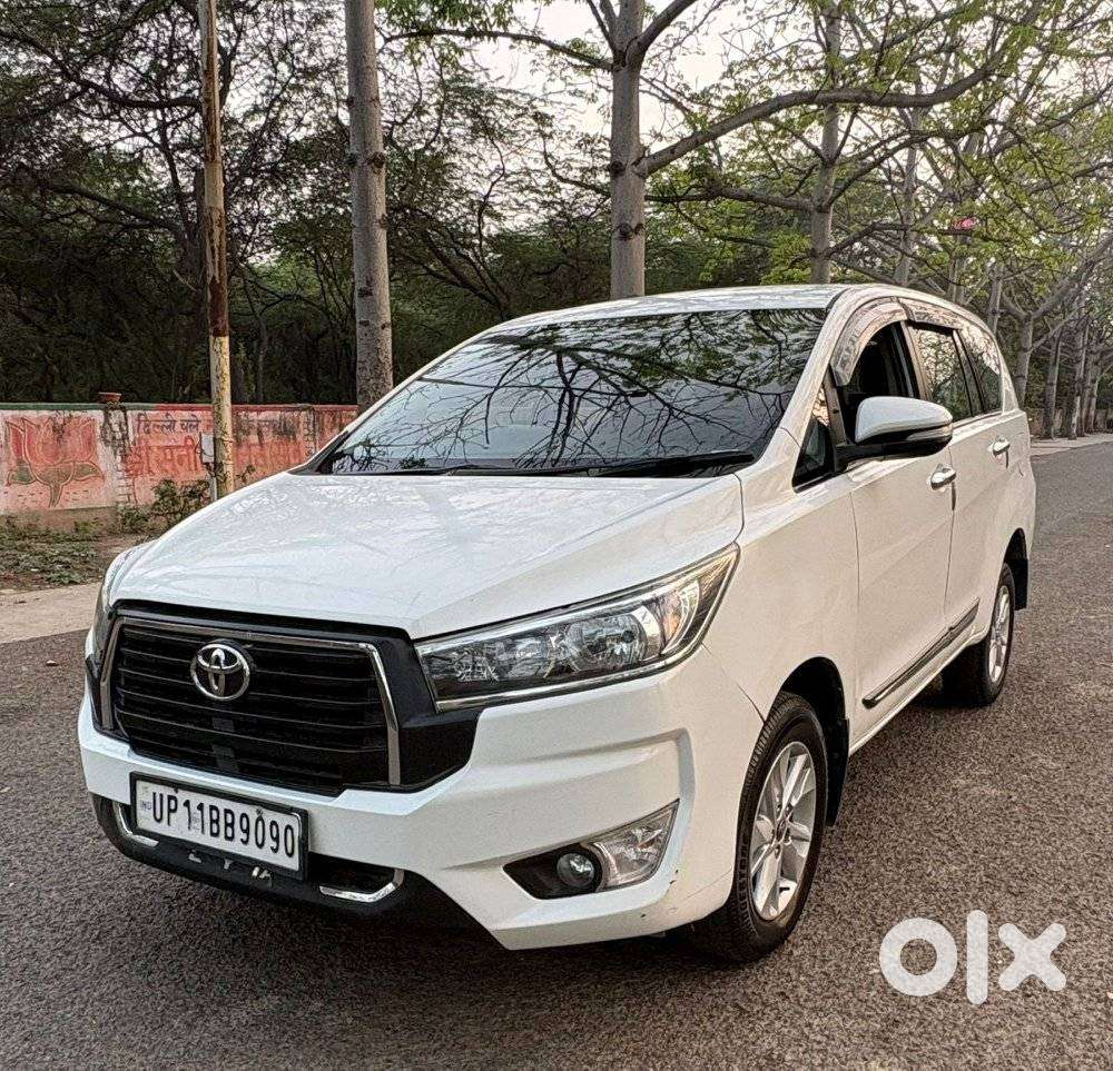 Toyota Innova Crysta 2.4 G Mt 7 Str, 2016, Diesel