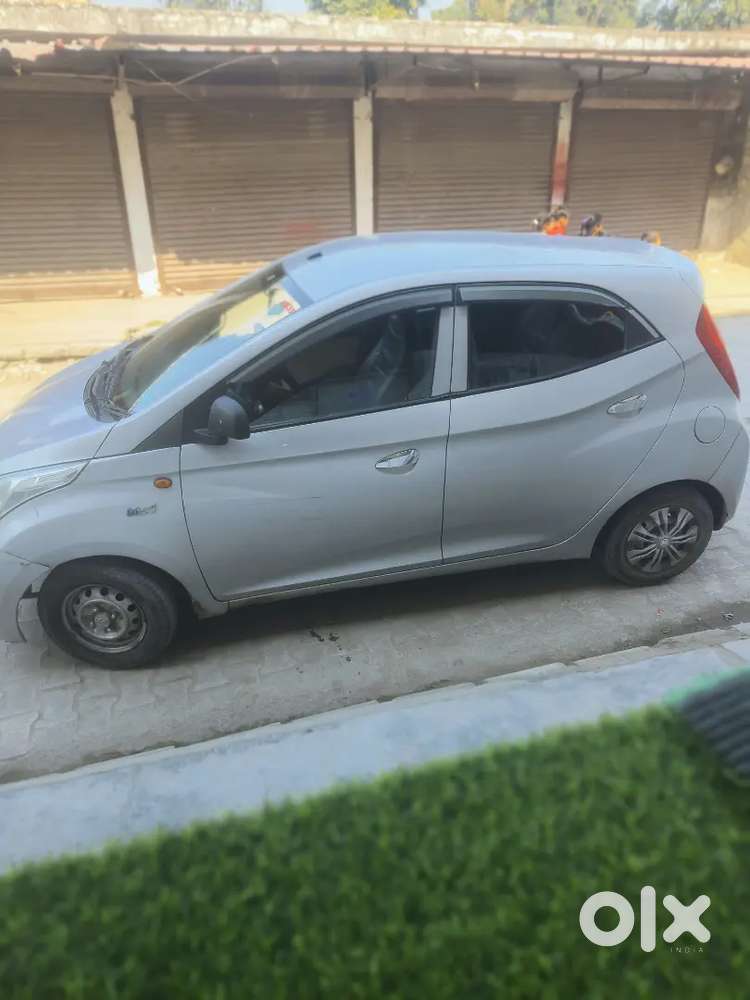 Hyundai Eon 2013 Petrol 98000 Km Driven