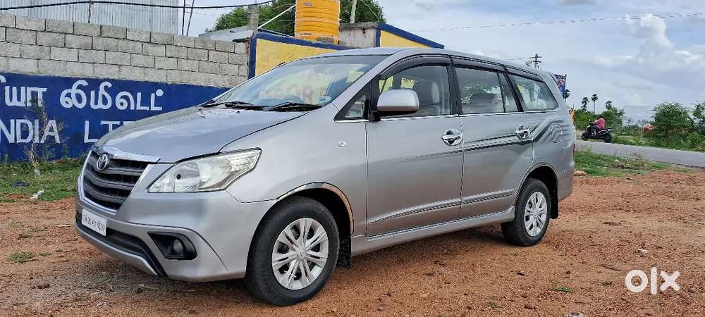 Toyota Innova 2.5 G 2015