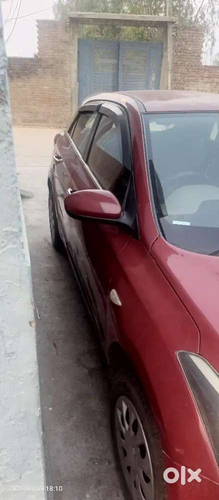 गाड़ी एकदम ओके है रामपुर ट्रांसफर है