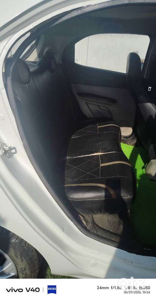 Tata Tiago 1.2 Revotron Xt Option, 2018, Petrol