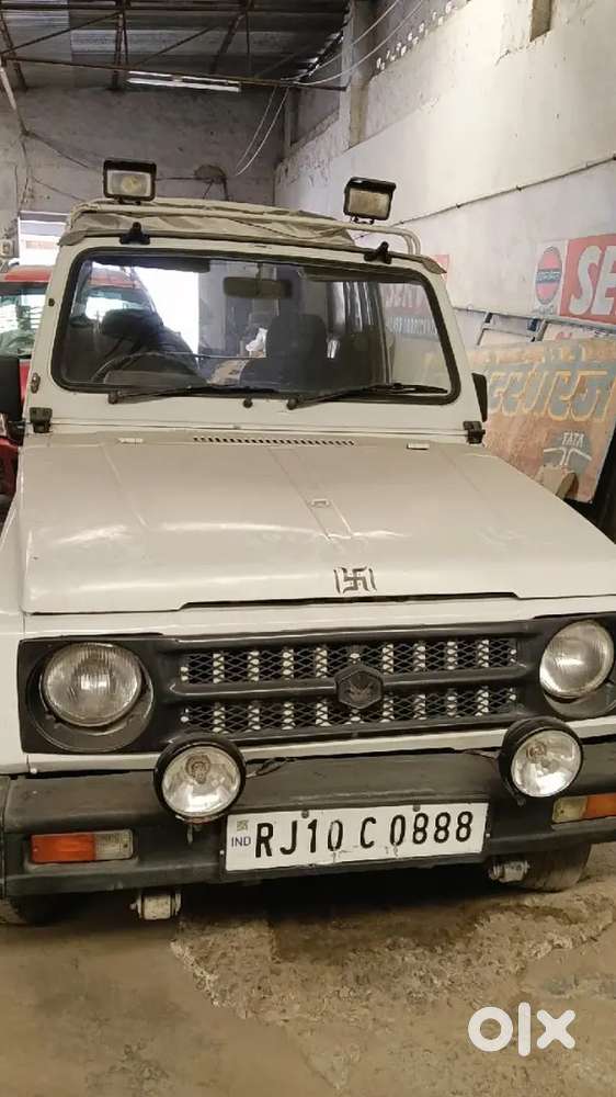 Carbetor 4&times;4,lpg Approved ,white Colour ,