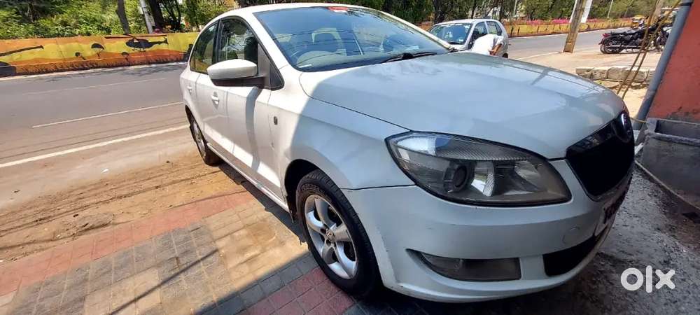Skoda Rapid 1.5 Elegance 2014