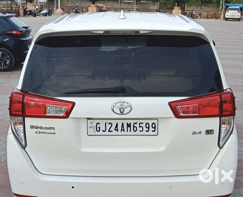 Toyota Innova Crysta 2.4 V 8 Str, 2020, Diesel