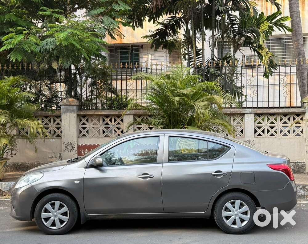 Nissan Sunny 2014
