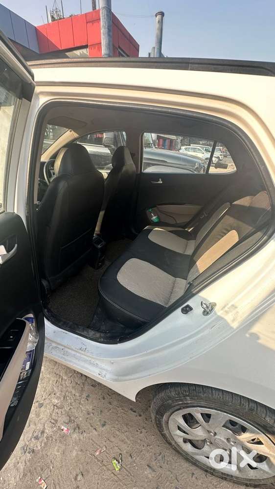 Hyundai Grand I10 Petrol Manual Sportz 2017