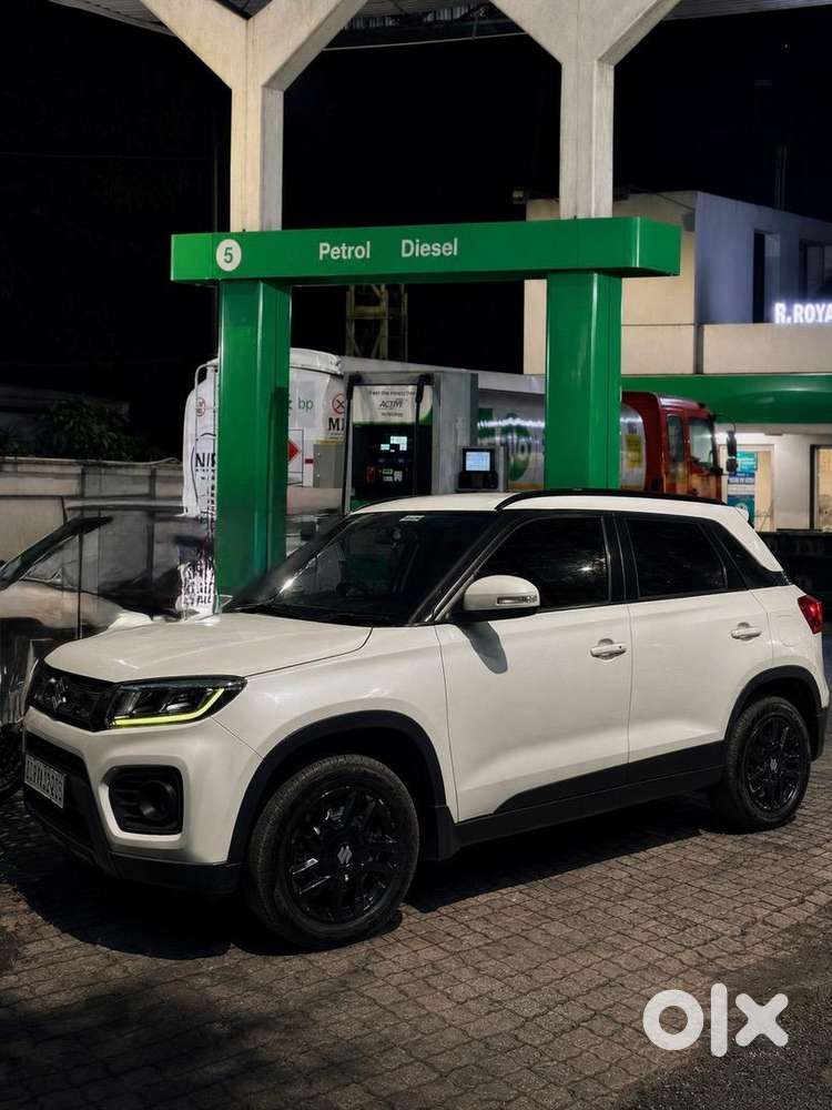 Maruti Suzuki Brezza 2021 Aug Full Company Service