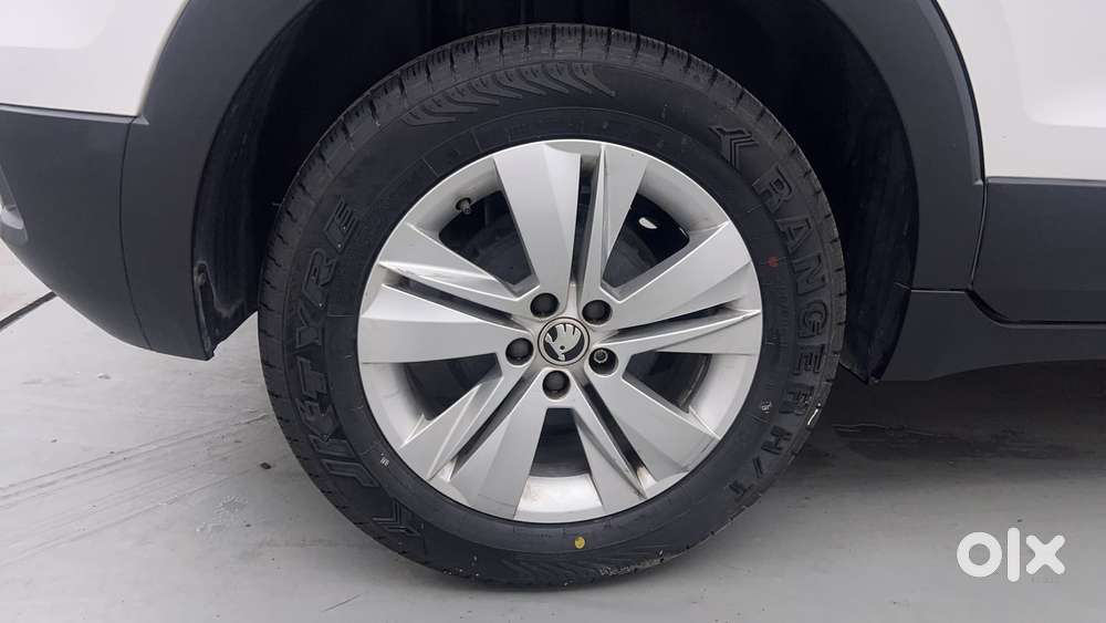 Skoda Kushaq 1.0 Tsi Ambition At, 2023, Petrol