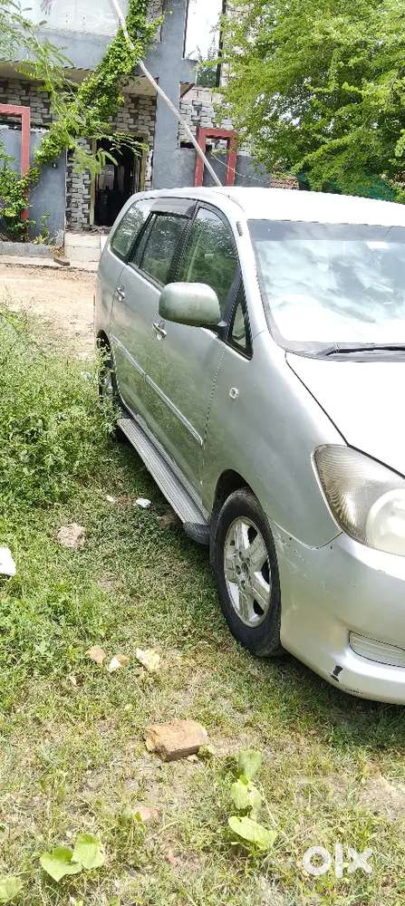 Toyota Innova 2.5 V 7 2006