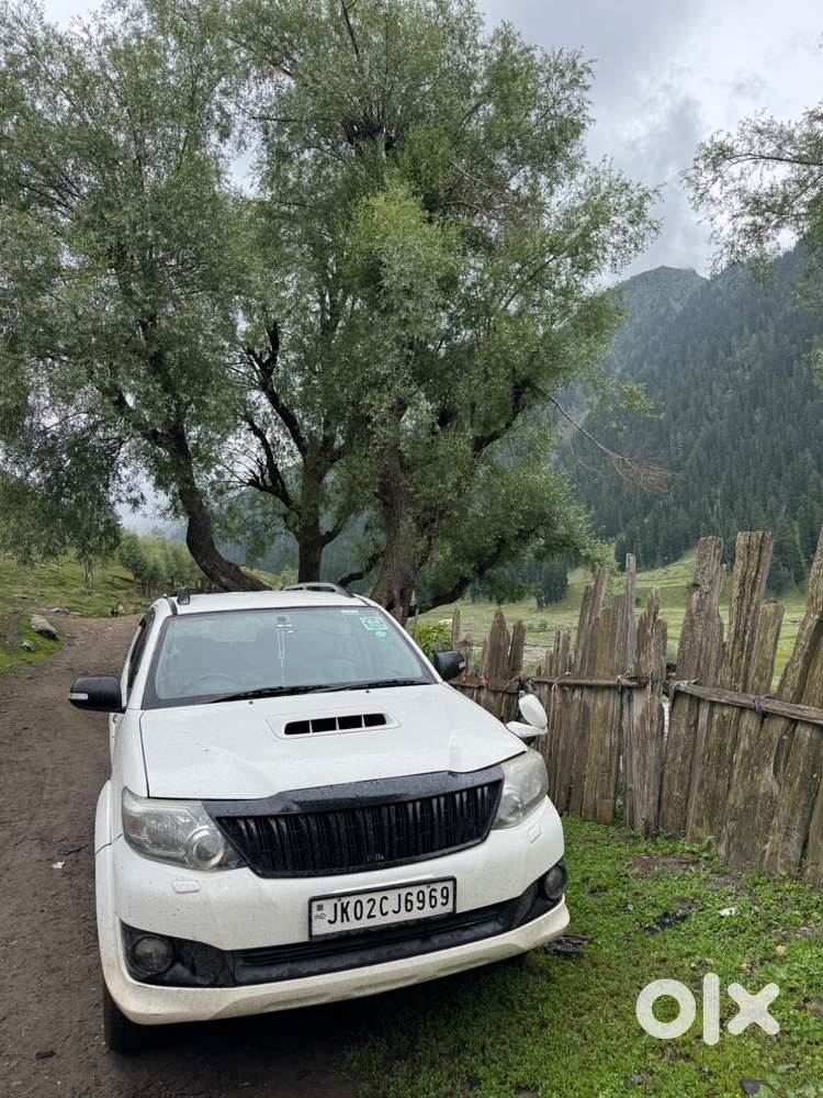 Toyota Fortuner Sportivo 2012