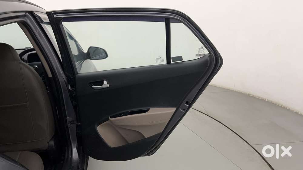 Hyundai Grand I10 1.2 Kappa Sportz Option, 2017, Cng & Hybrids