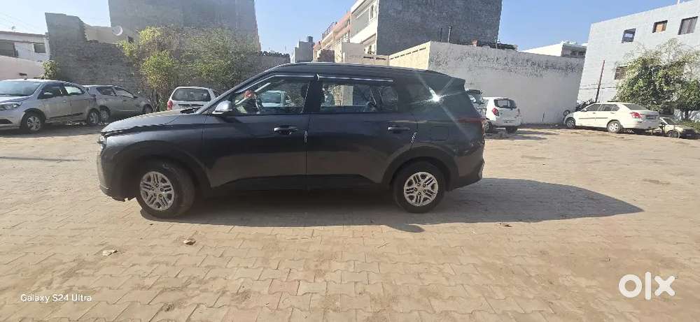 Excellent Condition Kia Carens 2024 Model