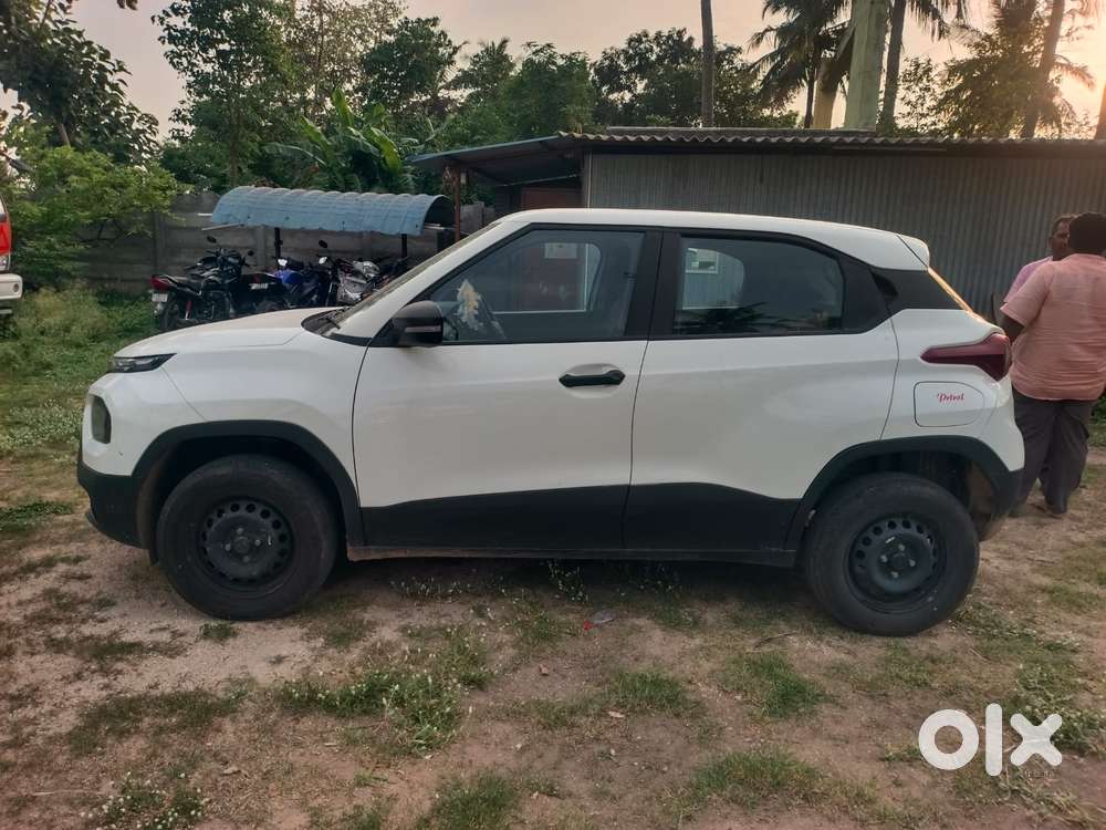 Tata Punch Pure, 2025, Petrol