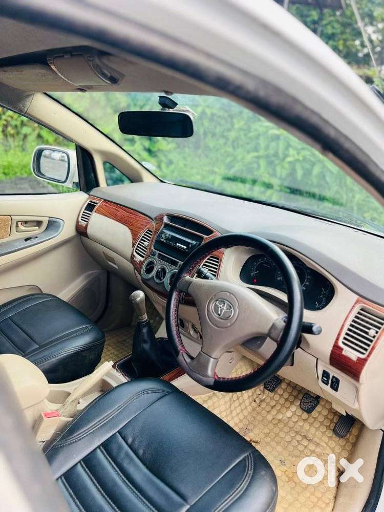 Toyota Innova [2004-2011] 2.5 Gx Diesel 7 Str, 2007, Diesel