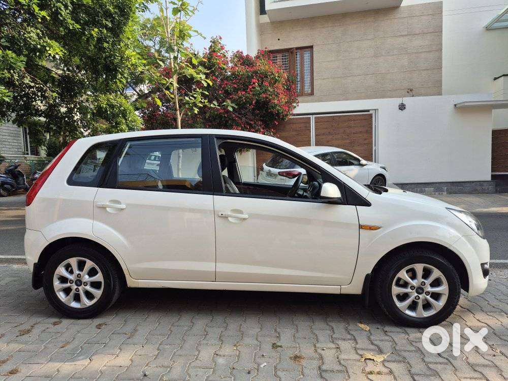 Ford Figo 2010-2012 Diesel Titanium, 2012, Diesel