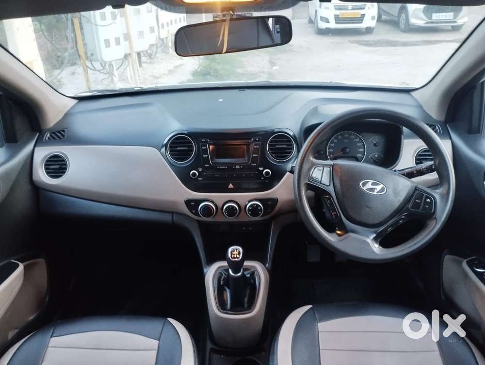 Hyundai Grand I10 2013-2016 Sportz, 2015, Petrol