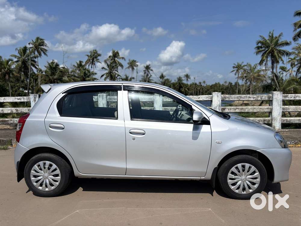 Toyota Etios Liva G, 2015, Petrol