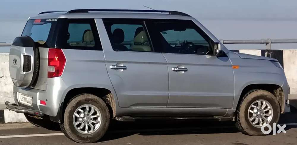 Mahindra Tuv 300 2016