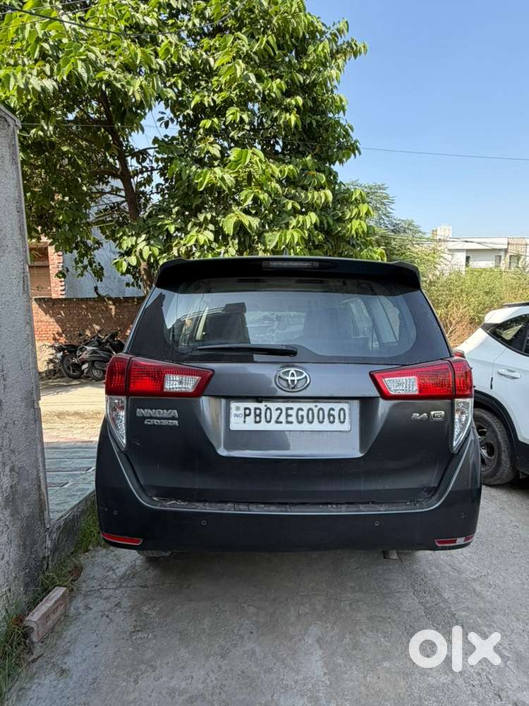 2021 Toyota Innova Crysta