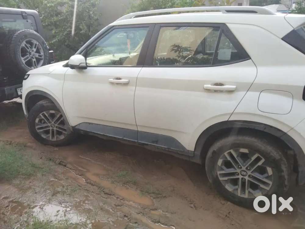 2022 Hyundai Venue Mt Diesel First Owner