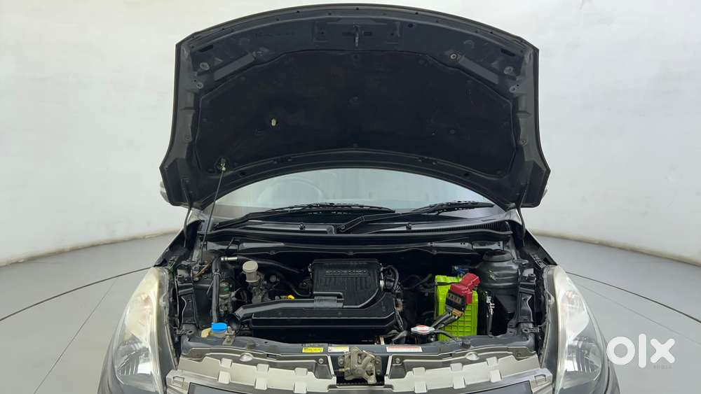 Maruti Suzuki Swift Dzire 1.3 Vxi, 2015, Petrol