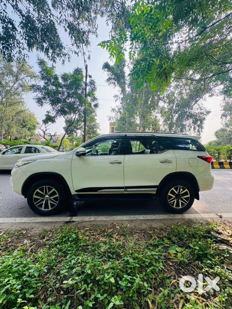 2nd Owner Toyota Fortuner 2017