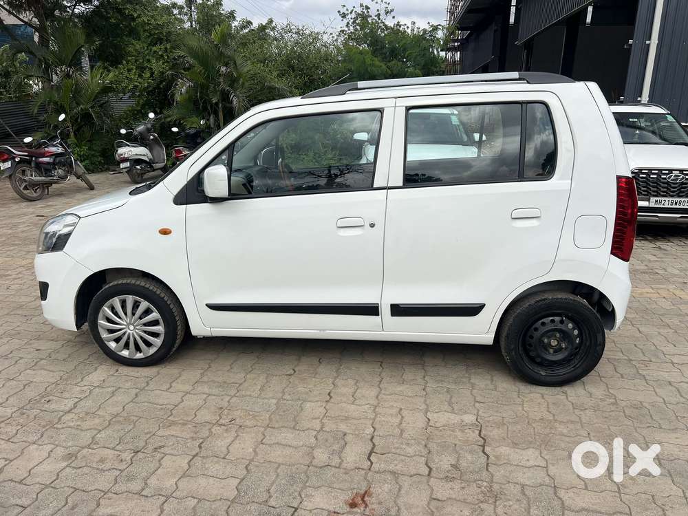 Maruti Suzuki Wagon R 1.0 Vxi Amt, 2017, Petrol