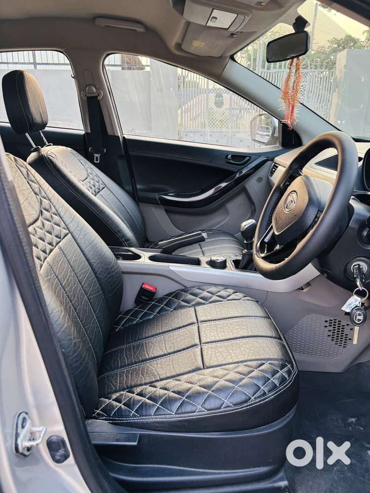 Tata Nexon 1.5 Revotorq Xm (s), 2019, Petrol