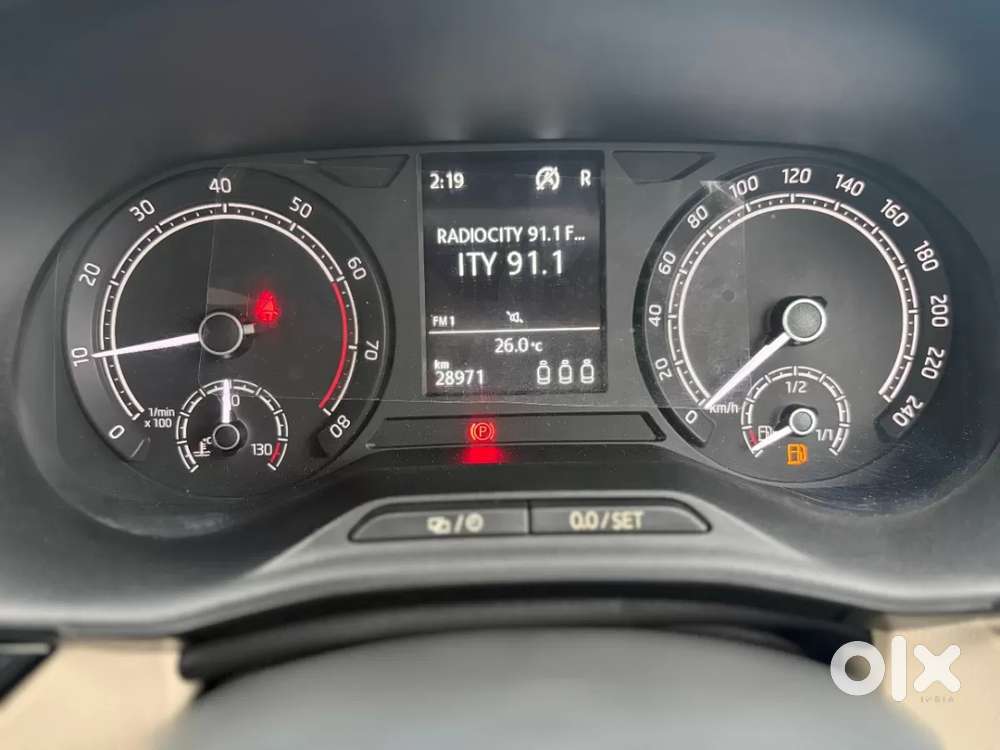 Skoda Slavia Ambition 1.0l Tsi At, 2024, Petrol