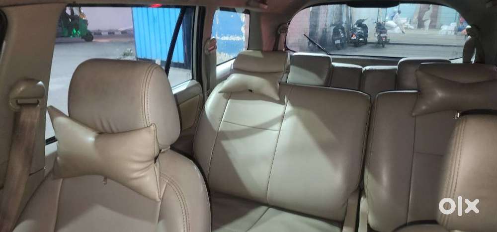 Toyota Innova 2.5 Gx 7 Str Bs-iii, 2012, Diesel