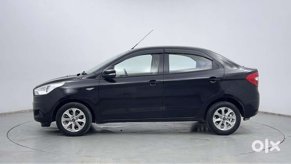 Ford Figo Aspire Titanium, 2016, Petrol