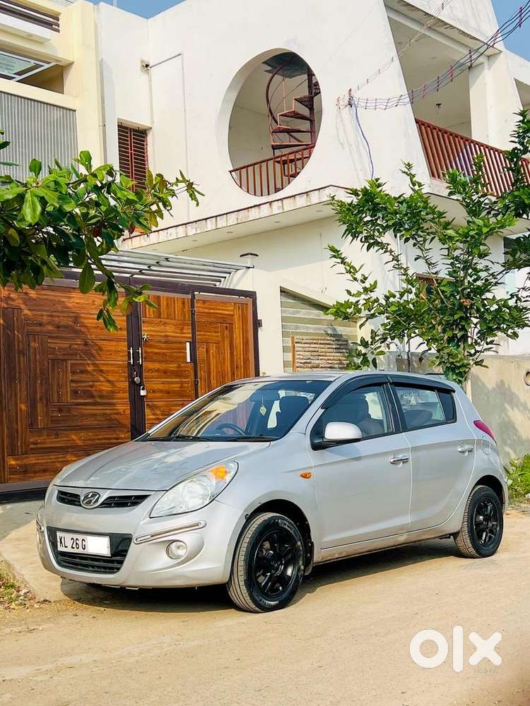 Hyundai I20 Asta (top Variant) – 2009 Model