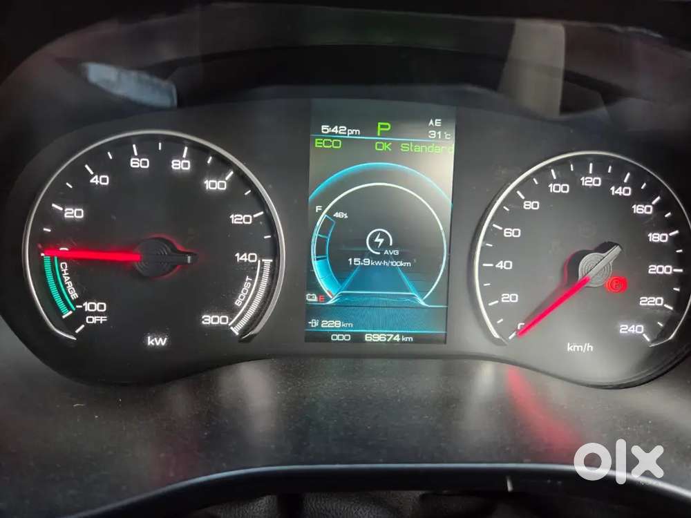 Byd E6 2024 Electric Good Condition Single Ower New Tyres On Time Ser