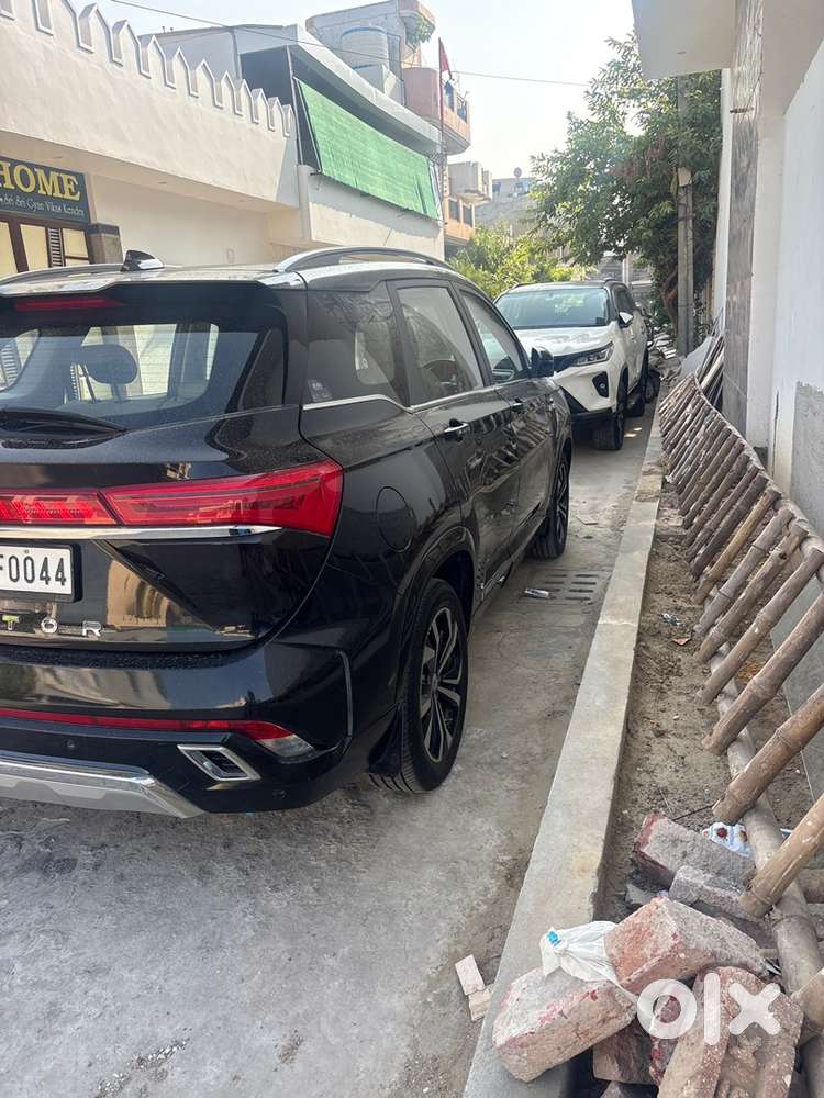 Mg Hector Plus 2023 Year Car