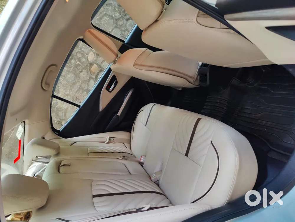 Maruti Suzuki Dzire 9/2025