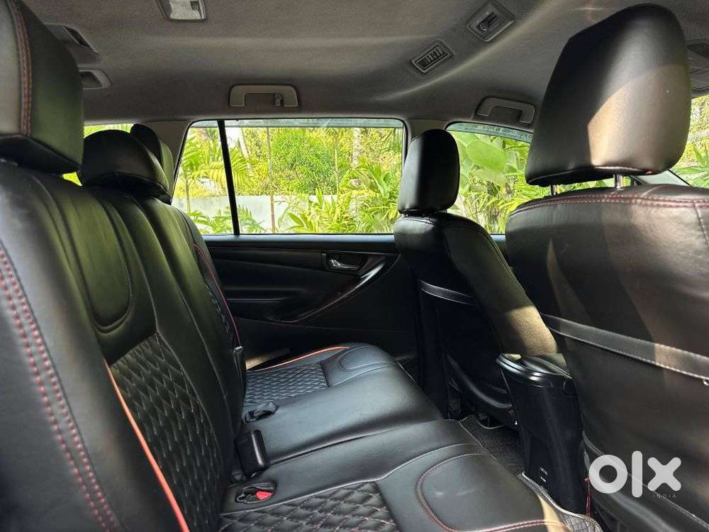 Toyota Innova Crysta 2.4 Gx Mt, 2017, Diesel