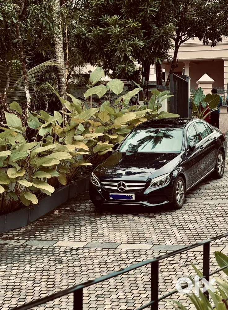 Mercedes-benz C-class 2016 Diesel 86000 Km Driven