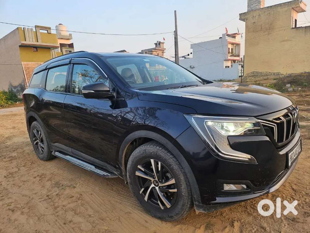 Mahindra Xuv700 2022 Petrol 100000 Km Driven