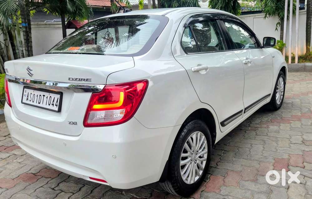 Maruti Suzuki Dzire 1.2 Zxi, 2018, Petrol