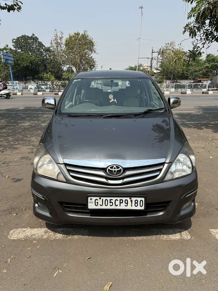 Toyota Innova 2.5 Vx 8 Str Bs-iii, 2010, Diesel
