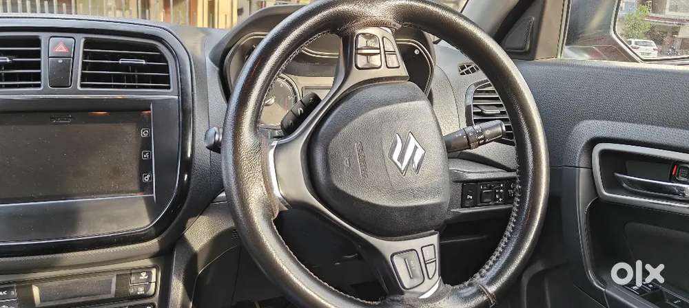 Top Model Great Condition Vehicle In Dual Tone With Company Record